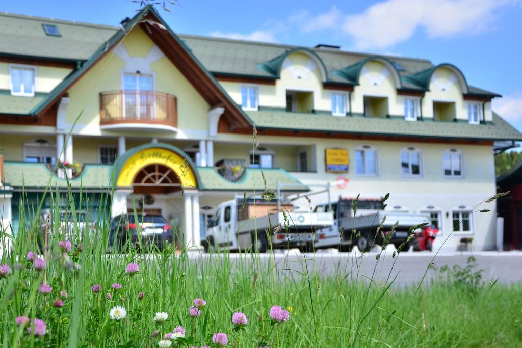 G.H. Knoll "Proellhofer" Cafe Bar Hills Hotel Fladnitz an der Teichalm Exterior photo